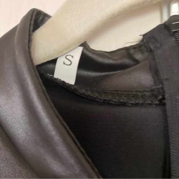 Long Sleeve Bodysuit Size Small Black - Picture 3 of 7